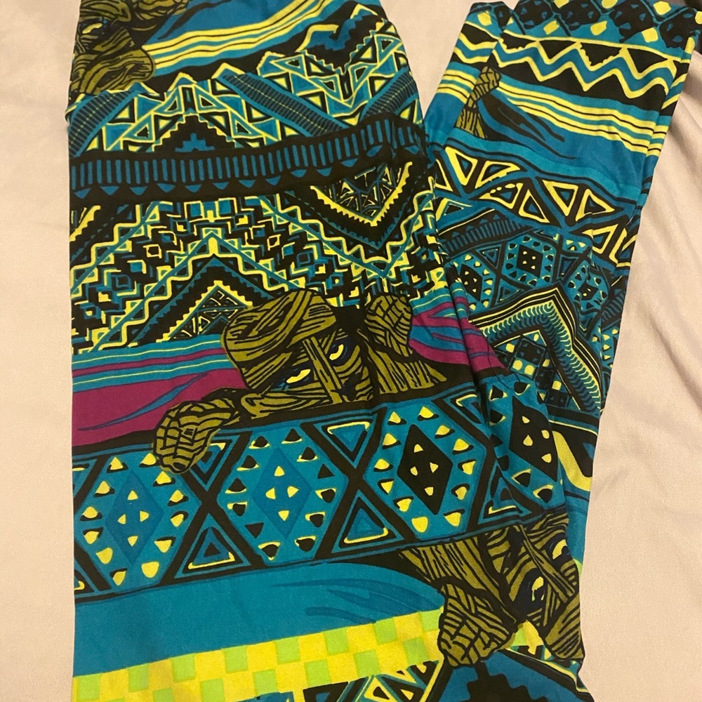 Plus size Halloween leggings